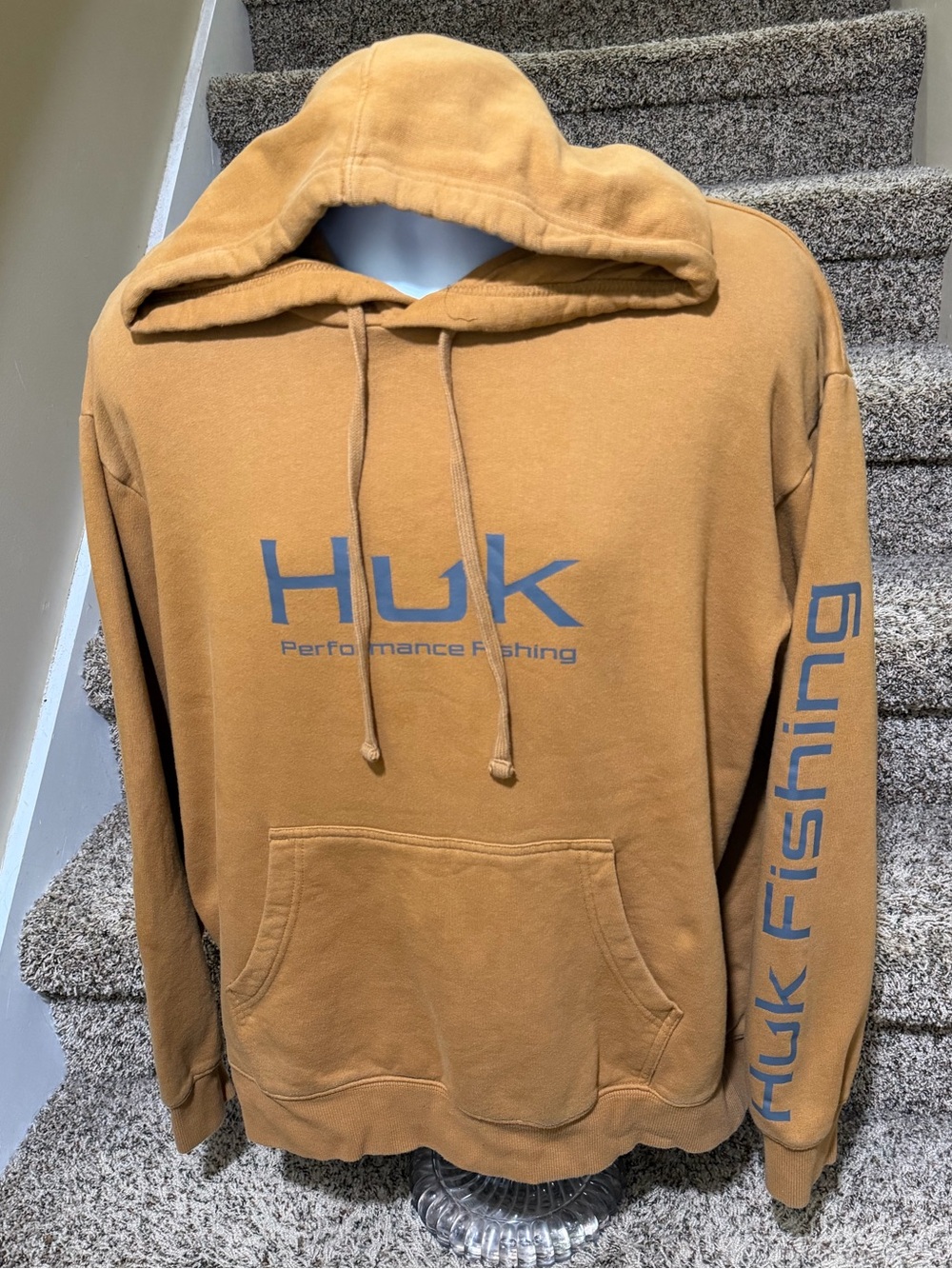 Authentic *HUK Performance Fishing* soft outdoor athletic hoodie sweatshirt - L